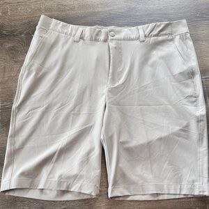 Greg Norman Classic Beige Men’s Golf Shorts